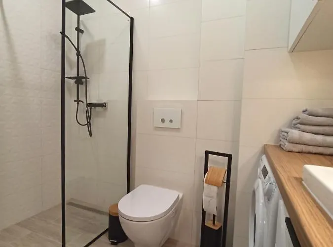 Apartament Ii Apartment *